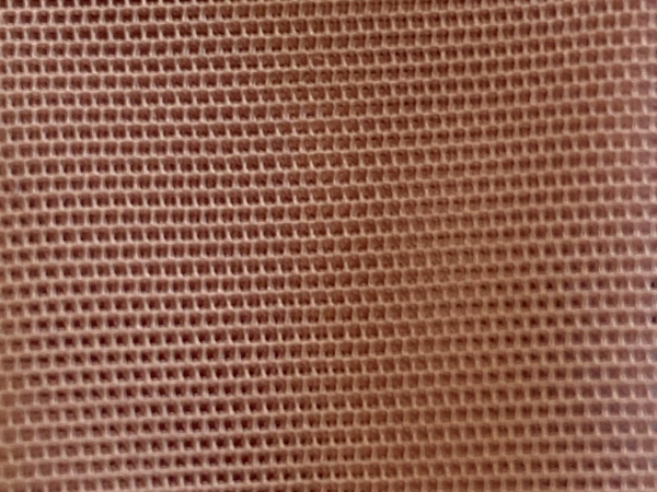 G329 (15-1516 TPG)