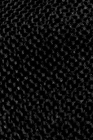 04 (BLACK)